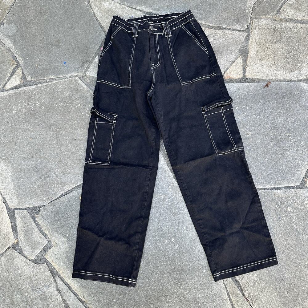 Almost Famous Cargo Pants Medium 26x28 Black Baggy Wide Leg Contract Stitch Y2K